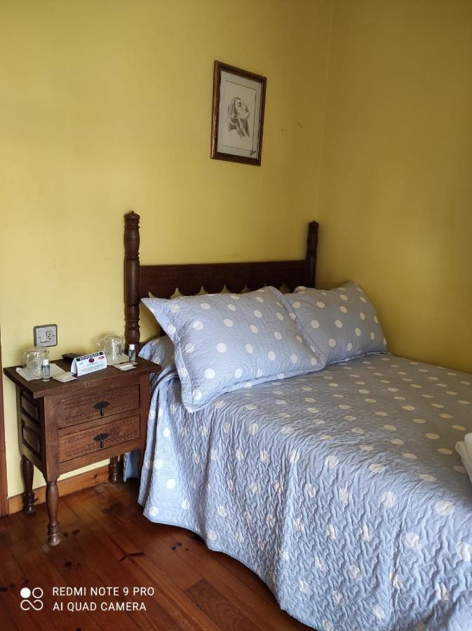 Pension Rosa Cabezon De La Sal Bagian luar foto